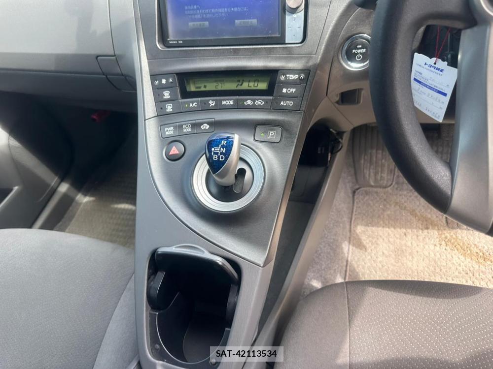 Toyota PRIUS 2011 7198154-18