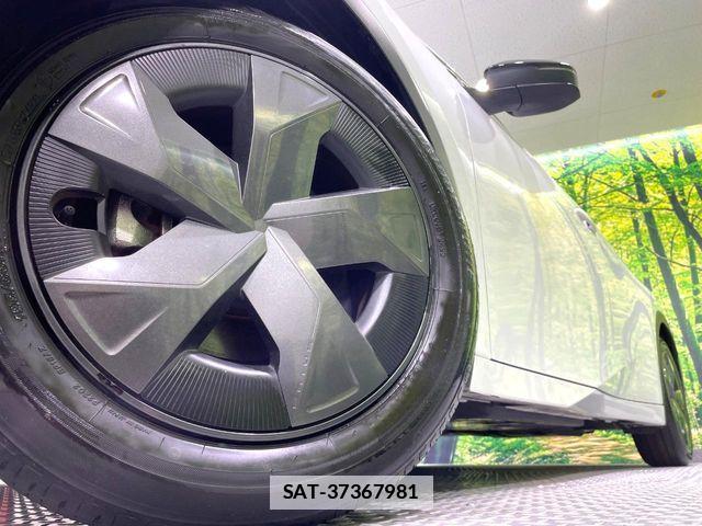 Toyota PRIUS 2023-07 7788392-14