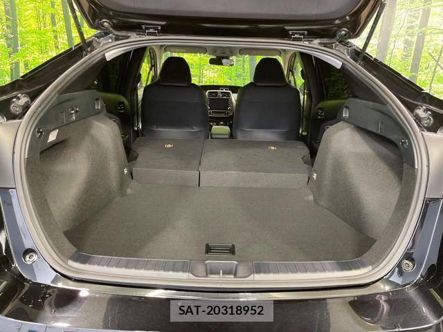 Toyota PRIUS 2022-02 7878825-10