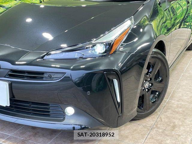Toyota PRIUS 2022-02 7878825-11