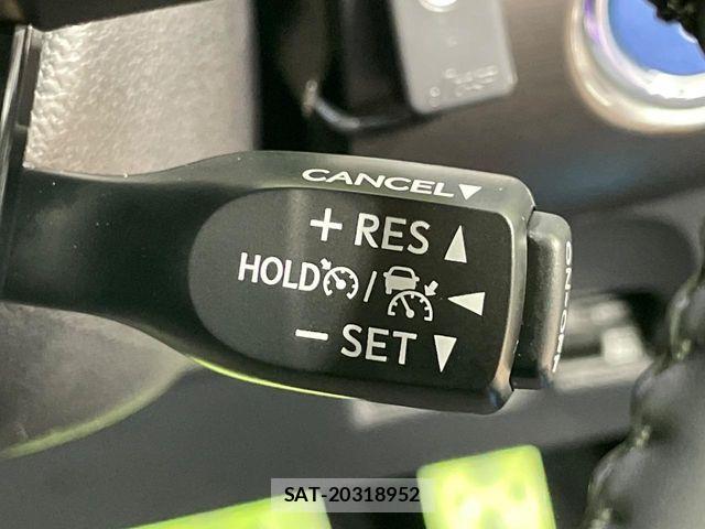 Toyota PRIUS 2022-02 7878825-3