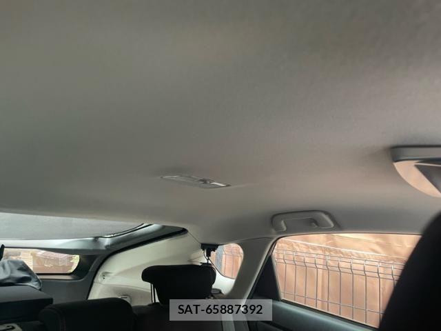 Toyota PRIUS 2012-07 7878879-12