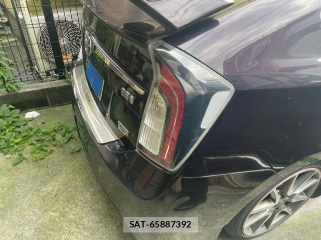 Toyota PRIUS 2012-07 7878879-7