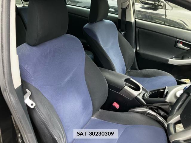 Toyota PRIUS 2012-06 7878892-12