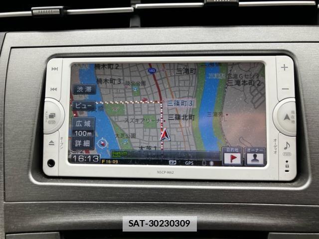 Toyota PRIUS 2012-06 7878892-21