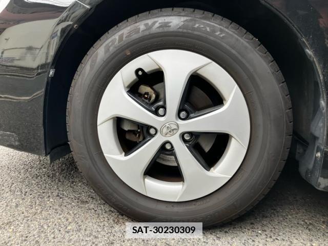 Toyota PRIUS 2012-06 7878892-8