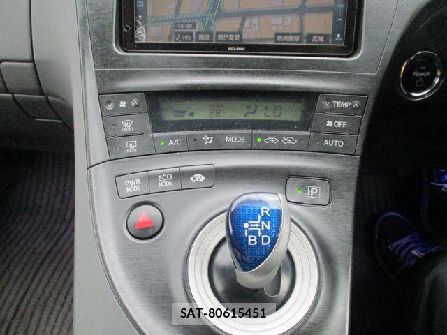 Toyota PRIUS 2010-06 7878925-23