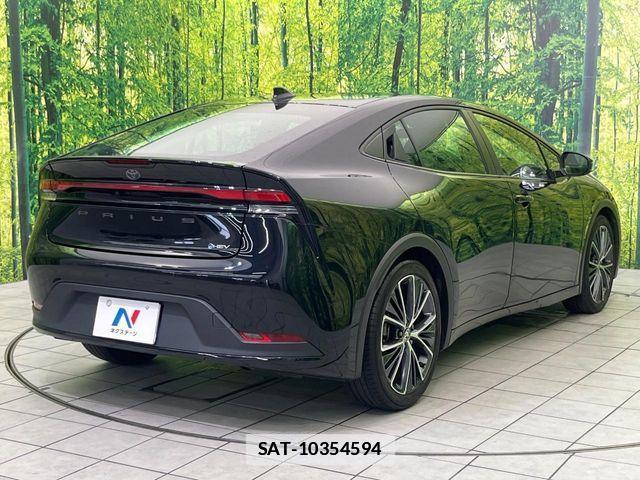 Toyota PRIUS 2023-03 7878823-16