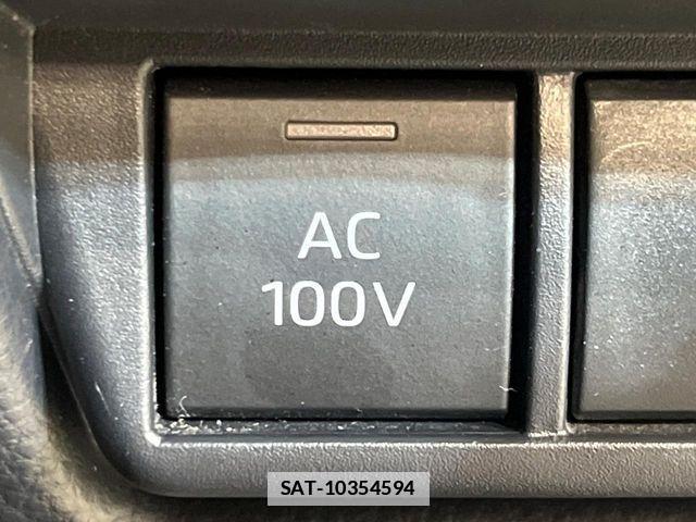 Toyota PRIUS 2023-03 7878823-6