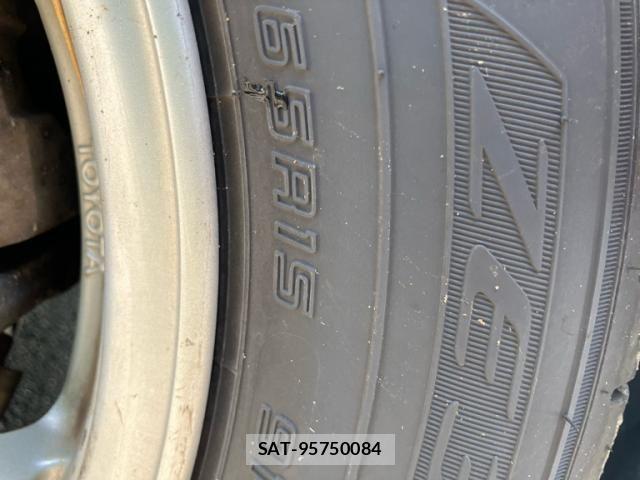 Toyota PRIUS 2011-11 7878933-11
