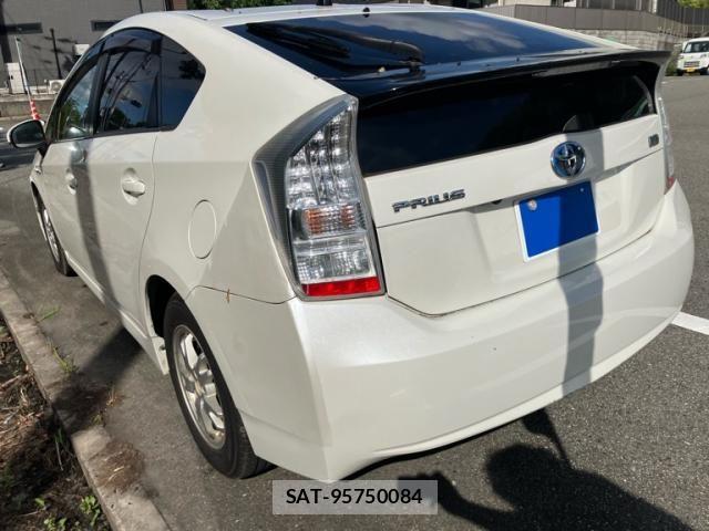 Toyota PRIUS 2011-11 7878933-4