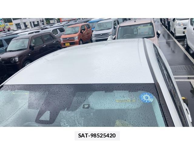 Toyota PRIUS 2017-03 7878858-27