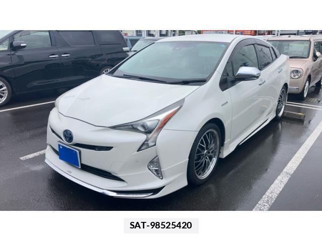 Toyota PRIUS 2017-03 7878858-3
