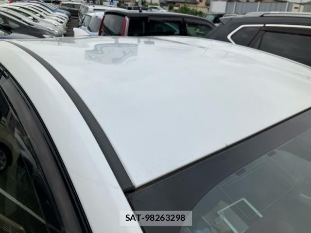 Toyota PRIUS 2012-04 7878942-5