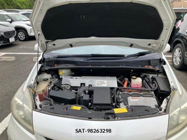 Toyota PRIUS 2012-04 7878942-8