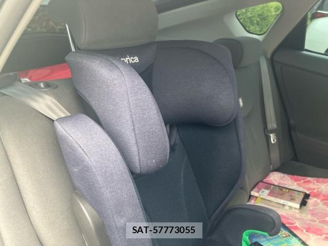 Toyota PRIUS 2011-07 7878932-13