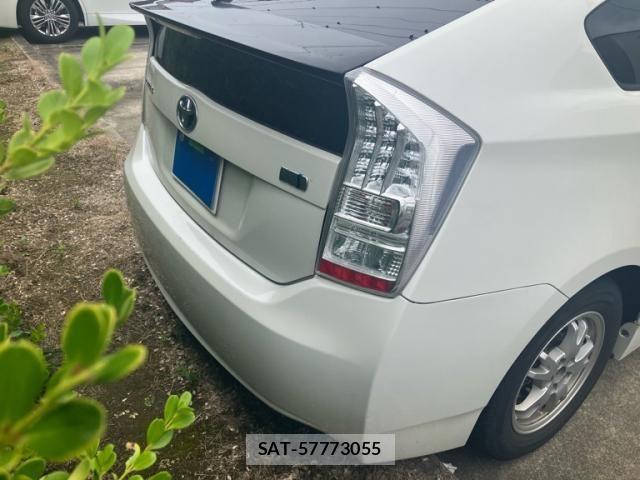 Toyota PRIUS 2011-07 7878932-4
