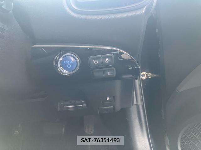 Toyota PRIUS 2018-03 7878867-14
