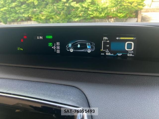 Toyota PRIUS 2018-03 7878867-23