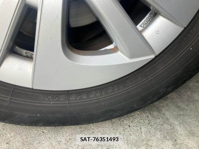 Toyota PRIUS 2018-03 7878867-8
