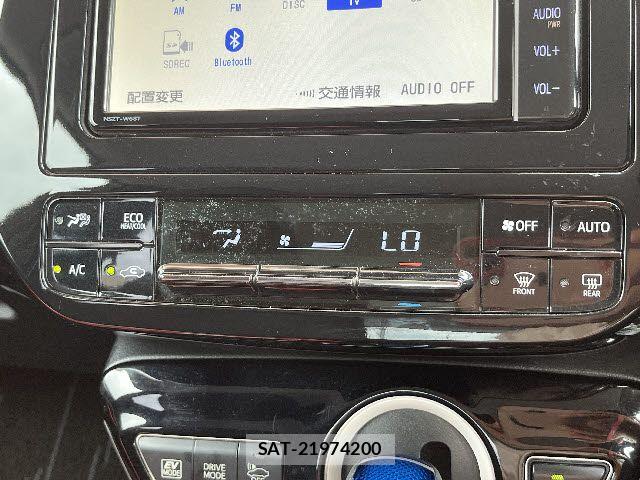 Toyota PRIUS 2018-10 7878831-14