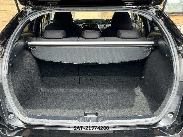 Toyota PRIUS 2018-10 7878831-20