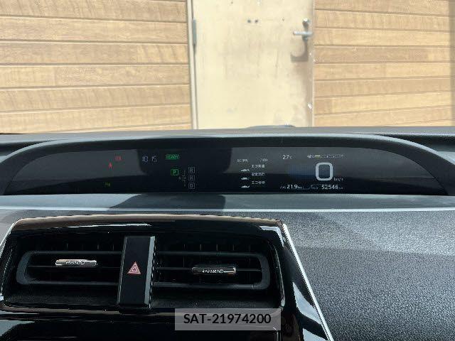 Toyota PRIUS 2018-10 7878831-7