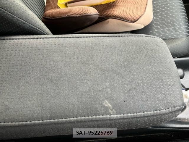 Toyota PRIUS 2016-09 7878877-24