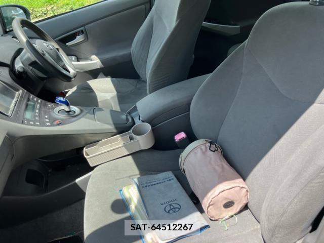 Toyota PRIUS 2010-10 7878930-14