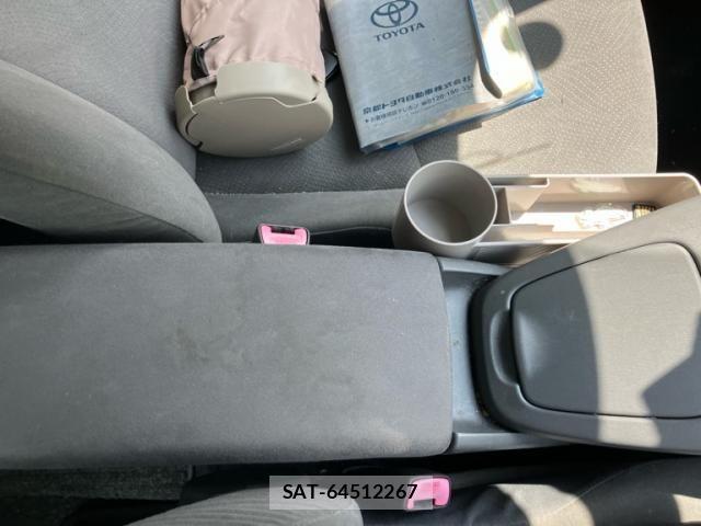 Toyota PRIUS 2010-10 7878930-24