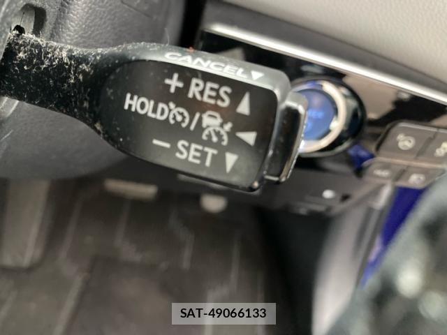 Toyota PRIUS 2016-03 7878866-11