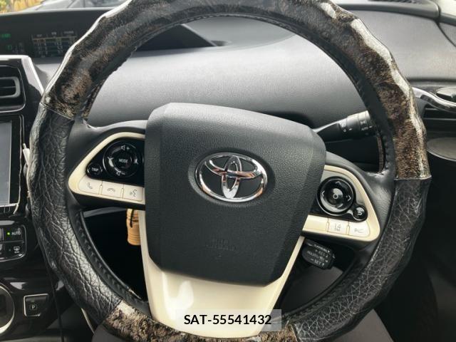 Toyota PRIUS 2016-05 7878874-13