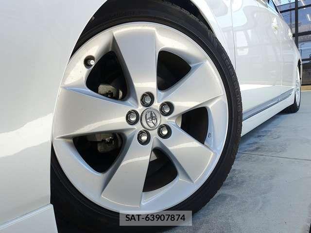 Toyota PRIUS 2014-12 7878889-9
