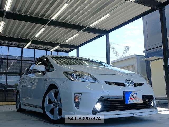 Toyota PRIUS 2014-12 7878889-13