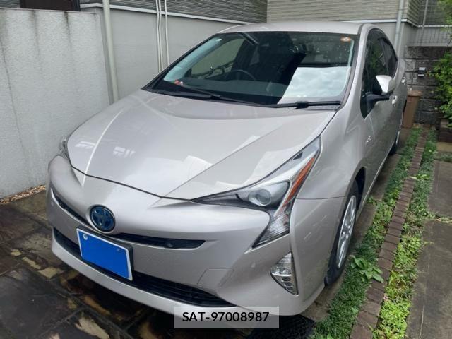 Toyota PRIUS 2017-12 7878865-1