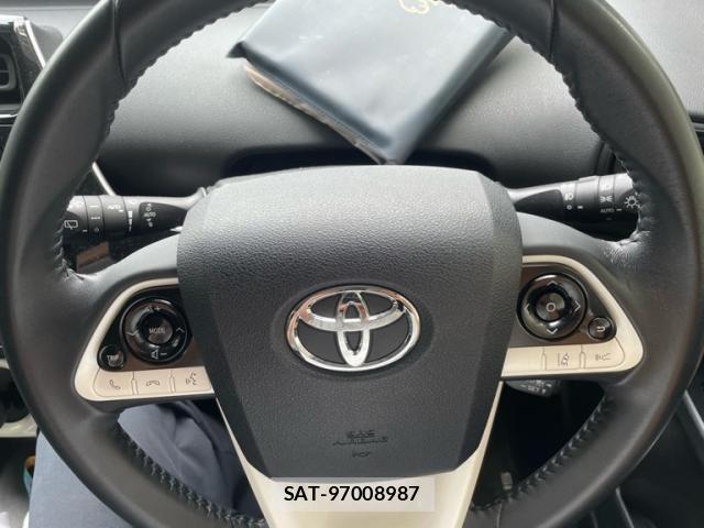 Toyota PRIUS 2017-12 7878865-20