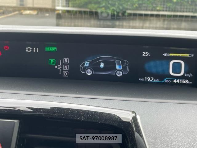 Toyota PRIUS 2017-12 7878865-24