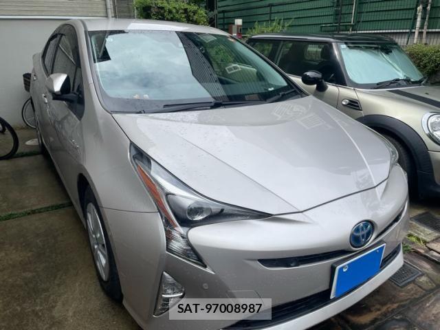 Toyota PRIUS 2017-12 7878865-2