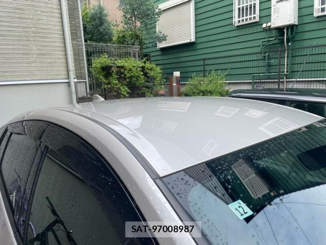 Toyota PRIUS 2017-12 7878865-3