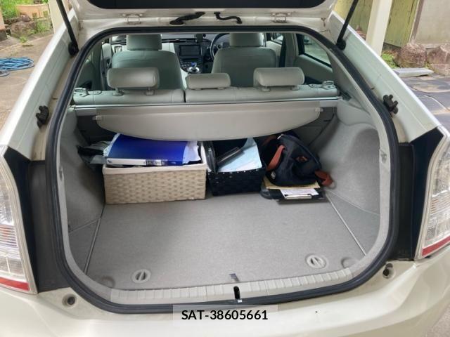 Toyota PRIUS 2009-11 7878907-13