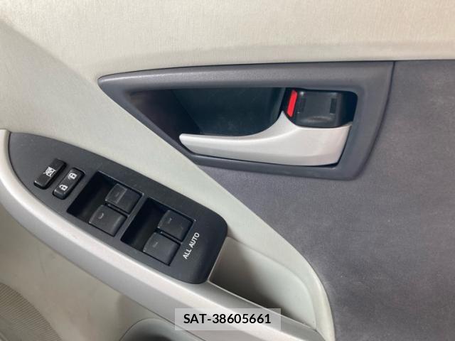 Toyota PRIUS 2009-11 7878907-16