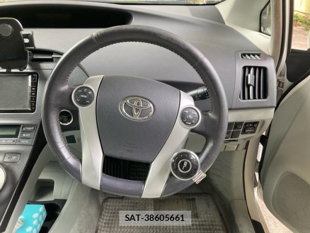 Toyota PRIUS 2009-11 7878907-17