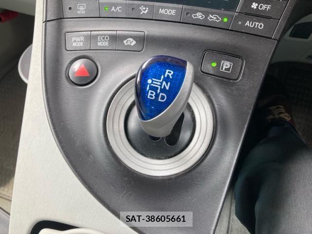 Toyota PRIUS 2009-11 7878907-18