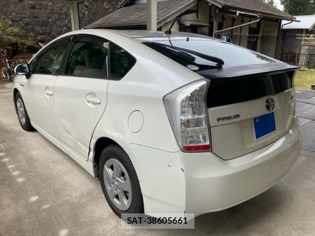 Toyota PRIUS 2009-11 7878907-3