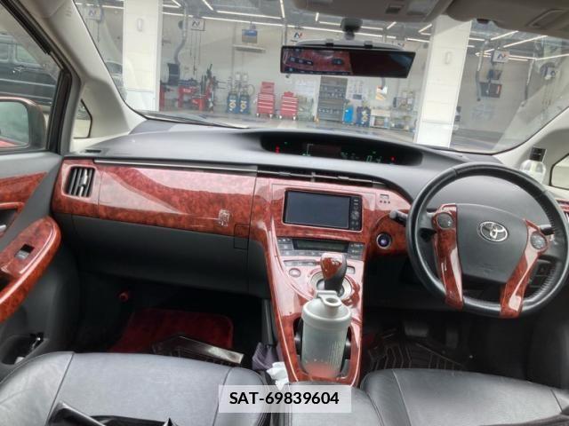 Toyota PRIUS 2011-08 7878912-13