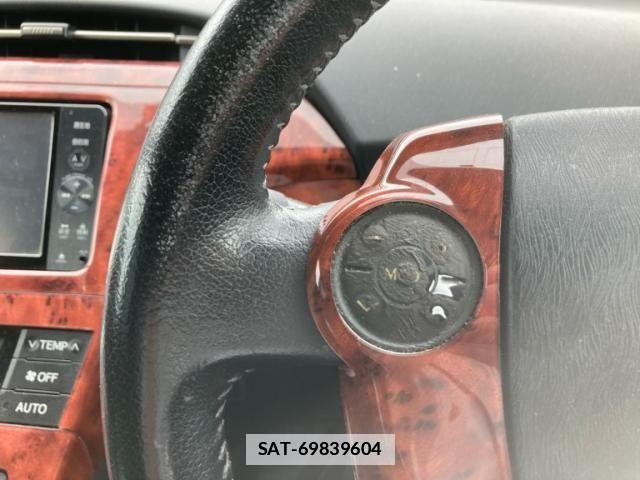 Toyota PRIUS 2011-08 7878912-21