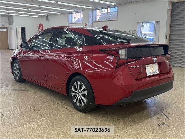 Toyota PRIUS 2019-03 7878860-18