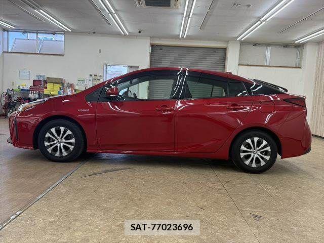 Toyota PRIUS 2019-03 7878860-19