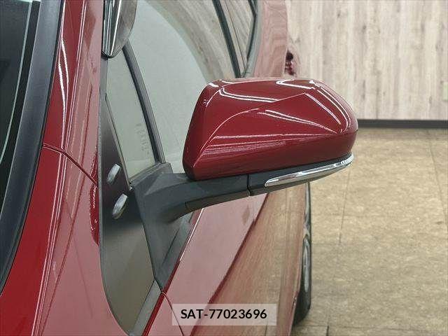 Toyota PRIUS 2019-03 7878860-24