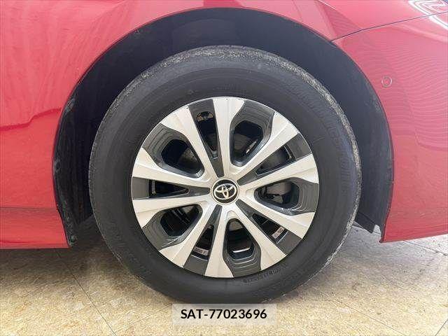Toyota PRIUS 2019-03 7878860-26